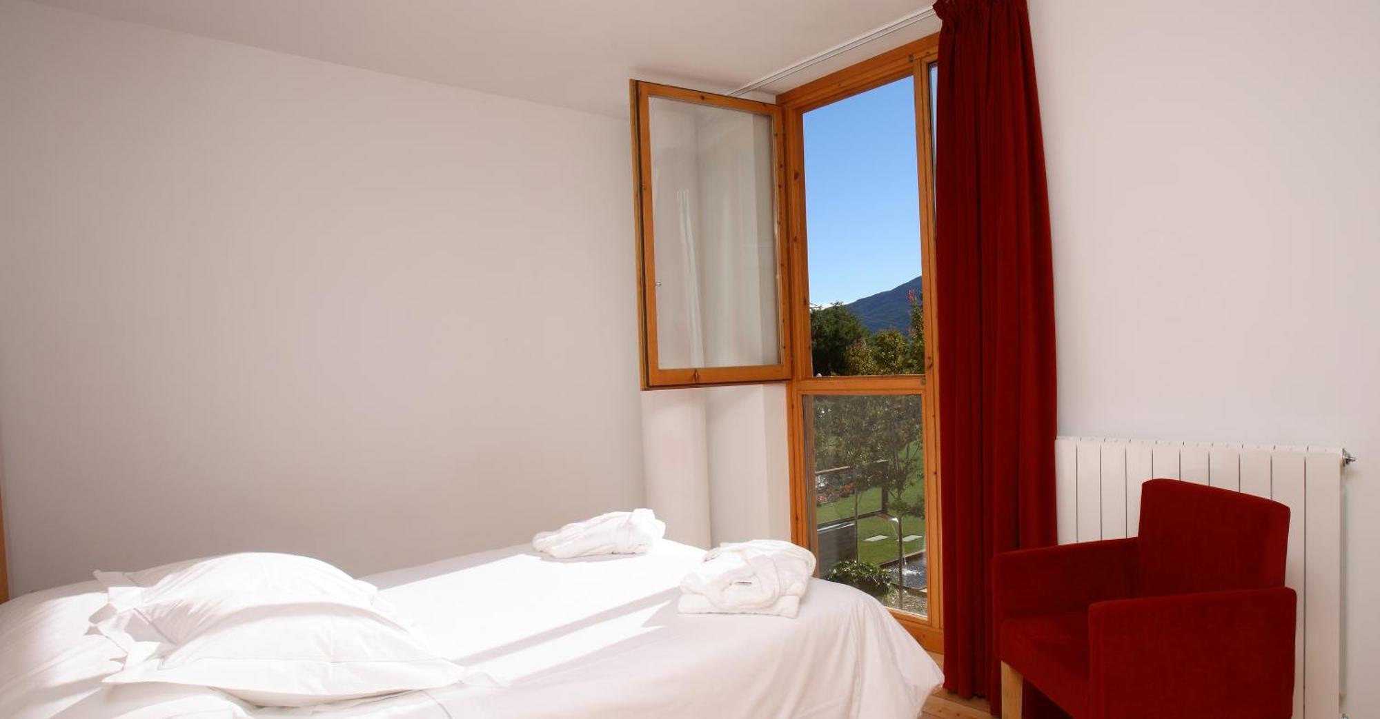 Tierra De Biescas Hotel Buitenkant foto