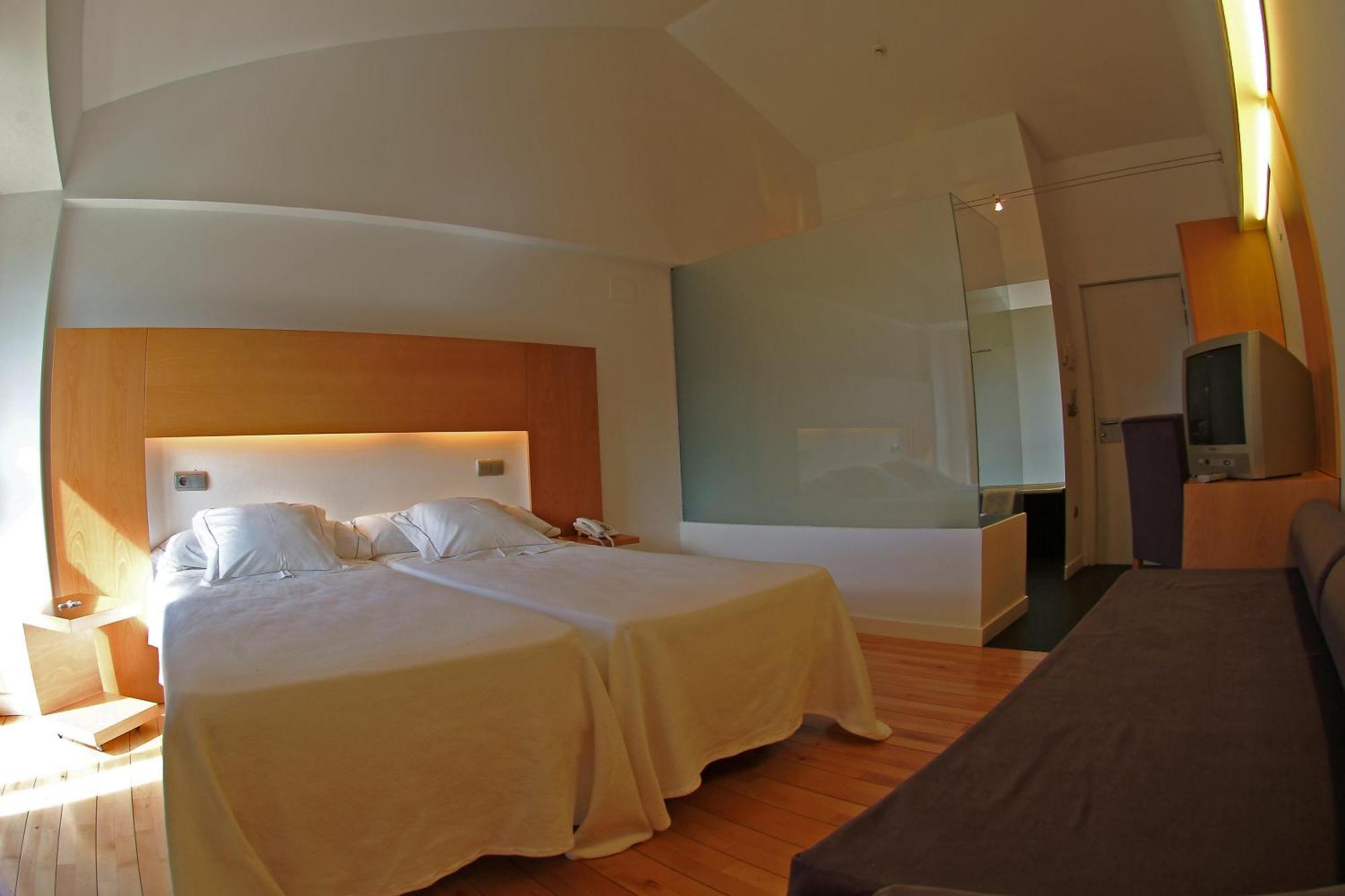 Tierra De Biescas Hotel Buitenkant foto