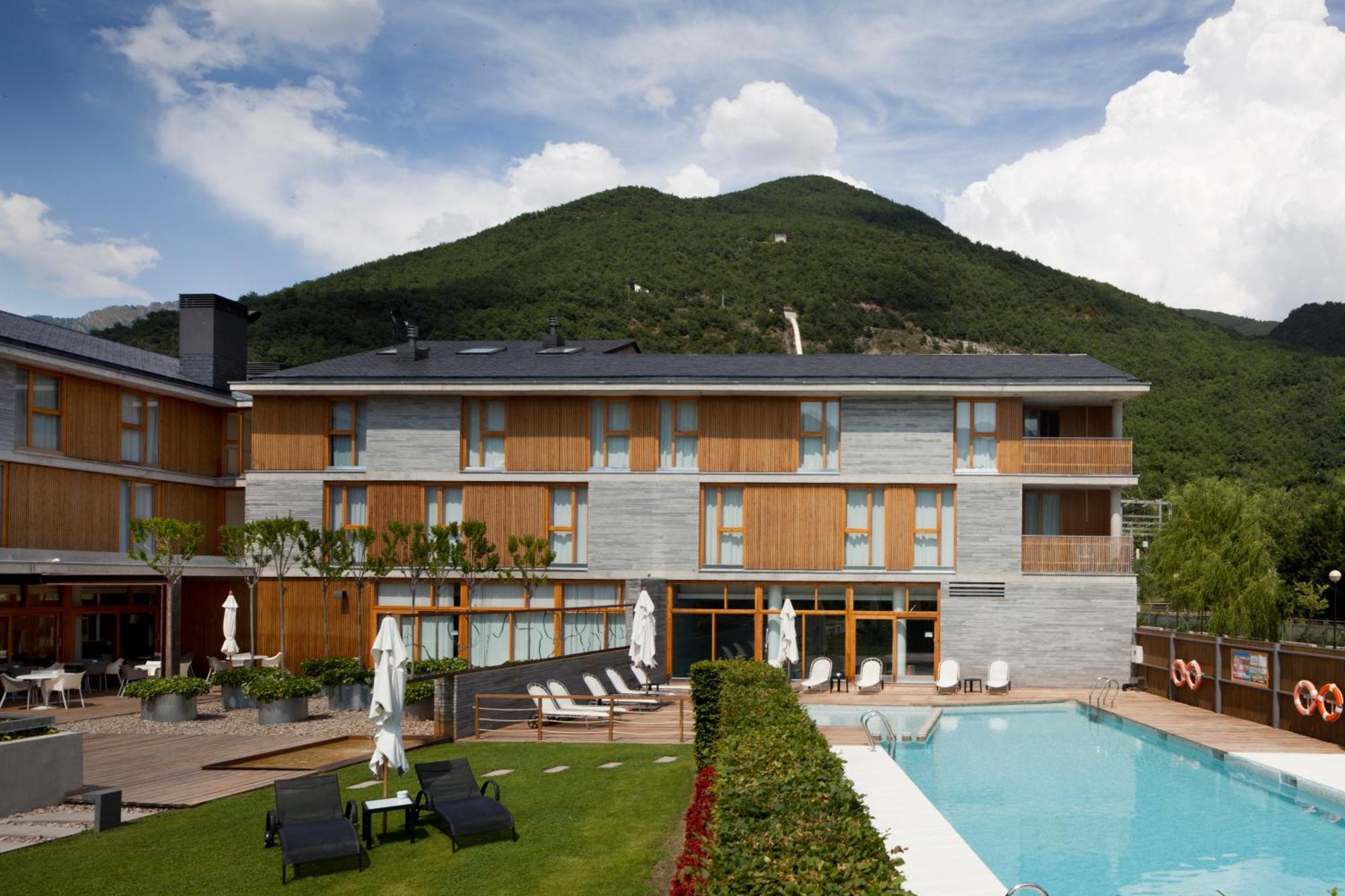 Tierra De Biescas Hotel Buitenkant foto